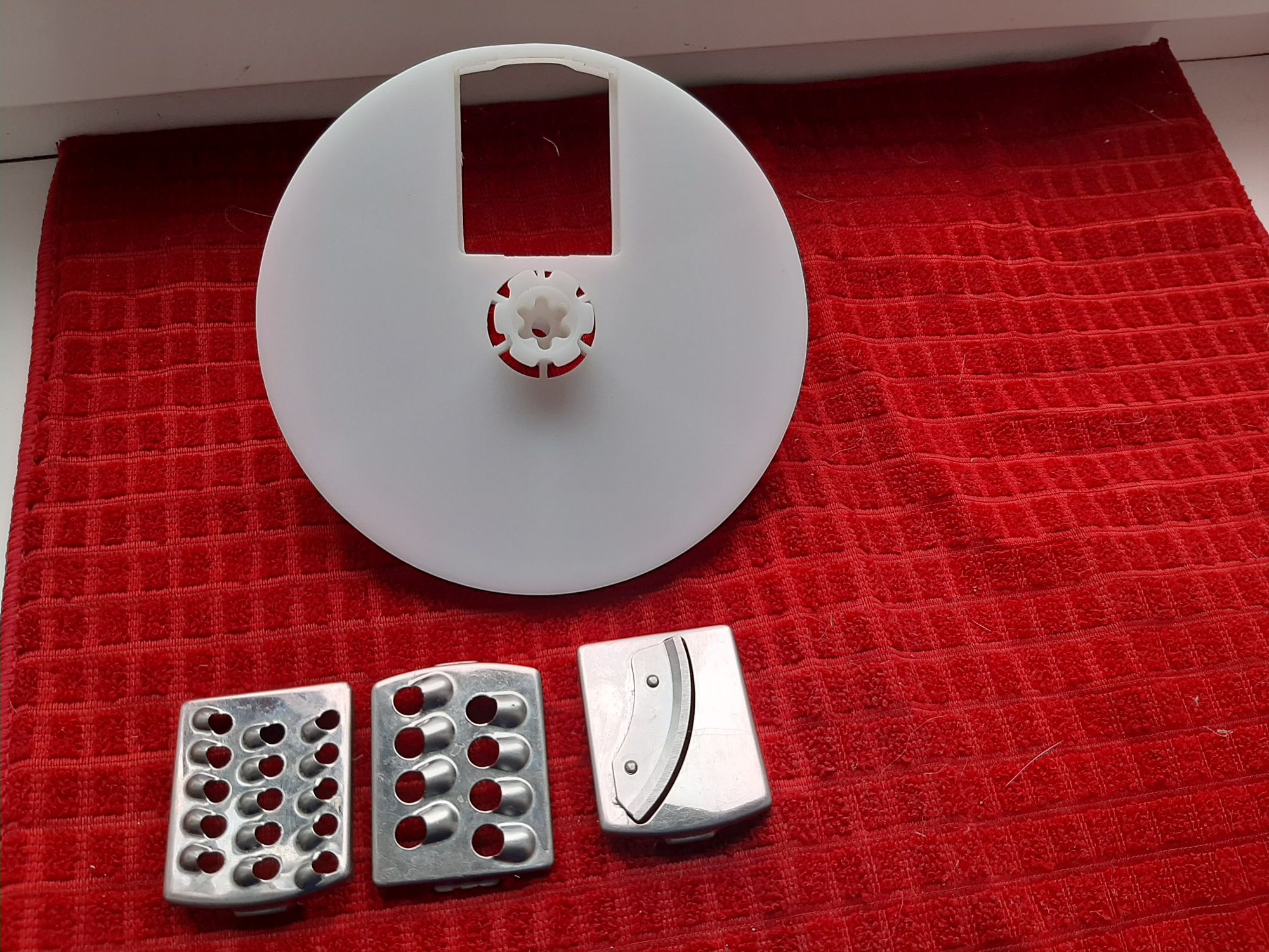 Набор тёрок к блендеру Scarlett sl-1548