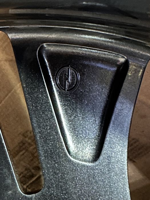 Колеса Диски Orig.OPEL VIVARO 2021. Facelift r17 215/60/17c michelin