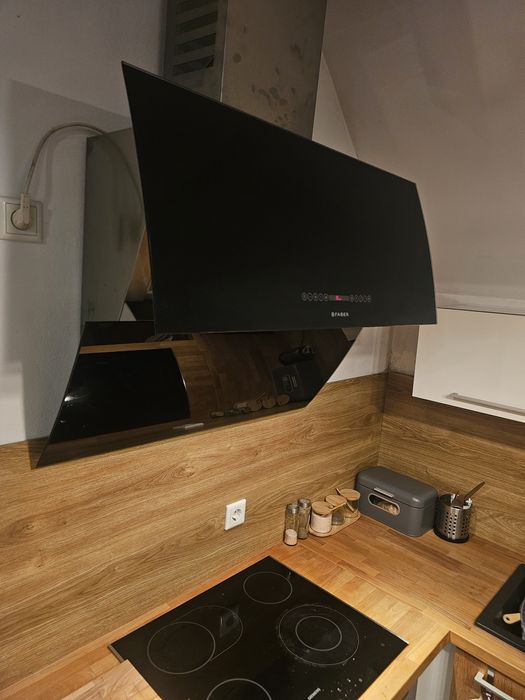 Okap przyścienny FABER MIRROR BK 3PH LOGIC
Okap przyścienny FABER MIR