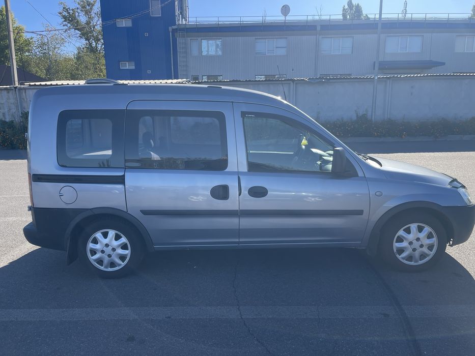 Продам Opel Combo