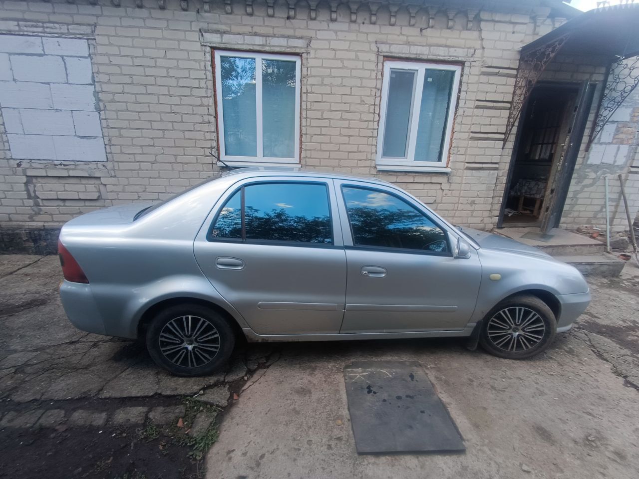Продам Джили СК на полном ходу без вложений! Возможен обмен!