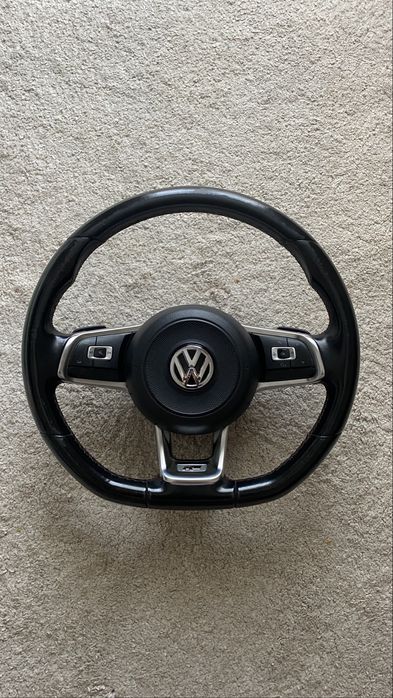 Volante VW Golf 7 R com patilhas DSG