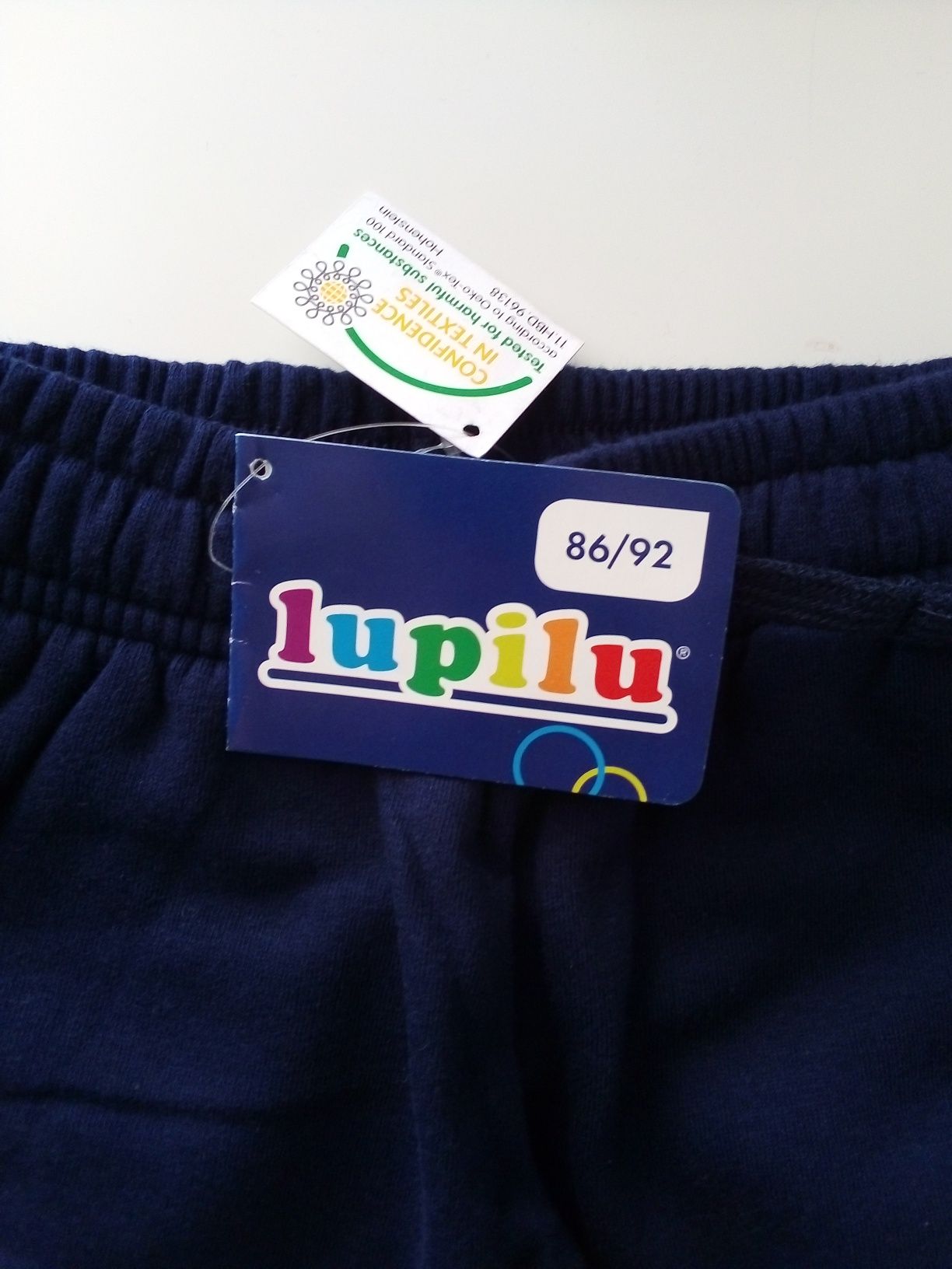 Nowe spodnie dresowe dla chlopca LUPILU. Rozm. 86/92