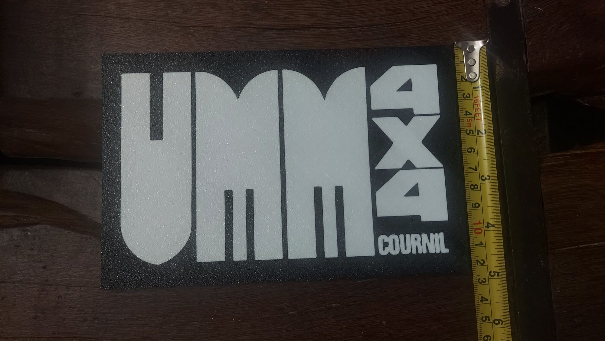 Placa decorativa UMM 4x4 Cournil