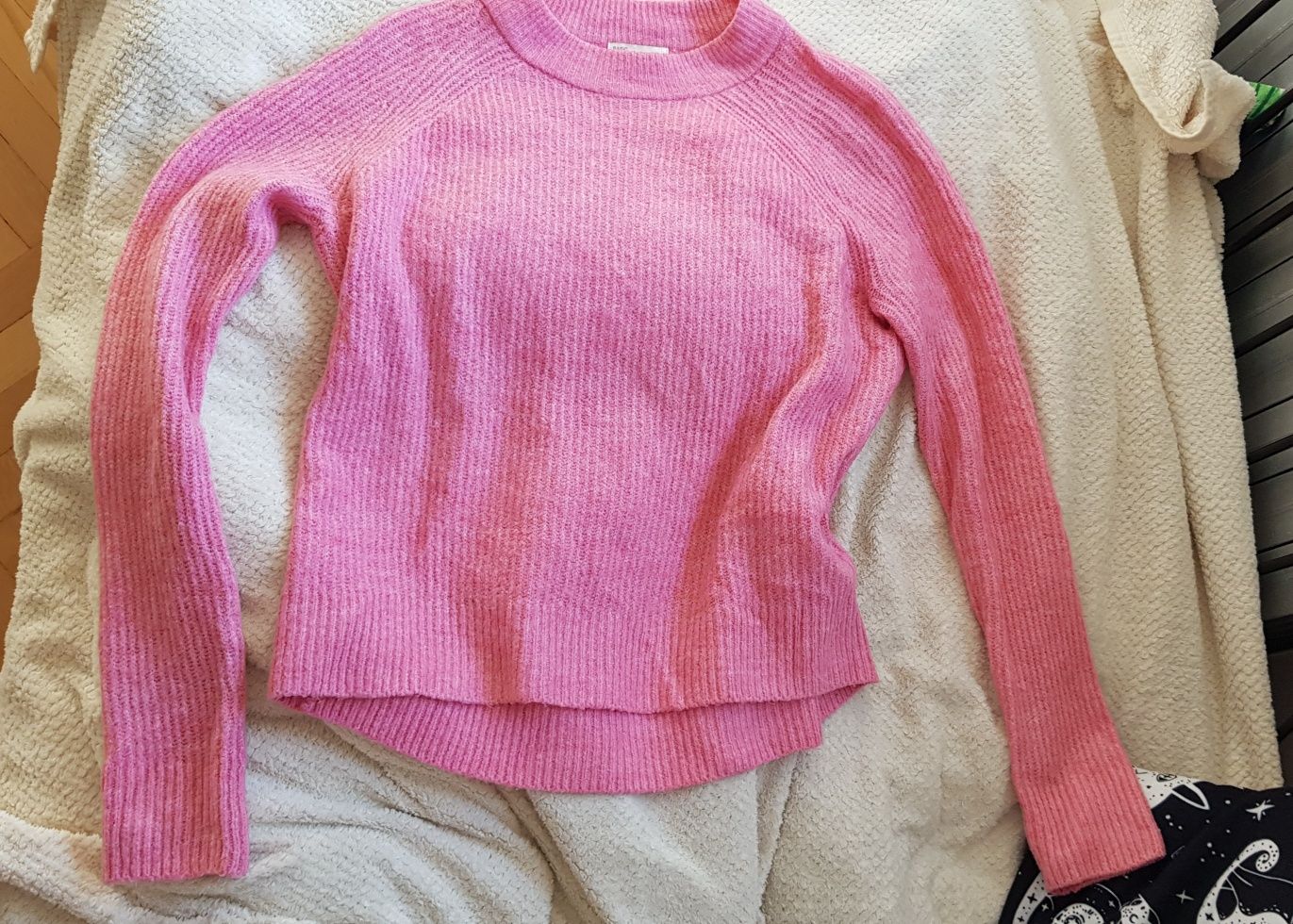 Różowy sweter r. S
