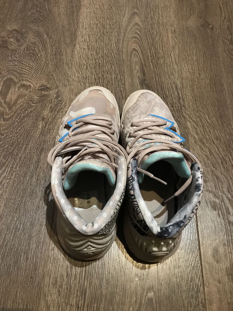 Nike Kyrie S2 Hybrid Desert Camo, rozmiar 44,5
