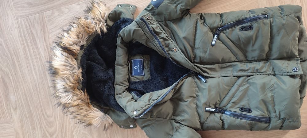 Kurtka zimowa ciepła 6/7 lat