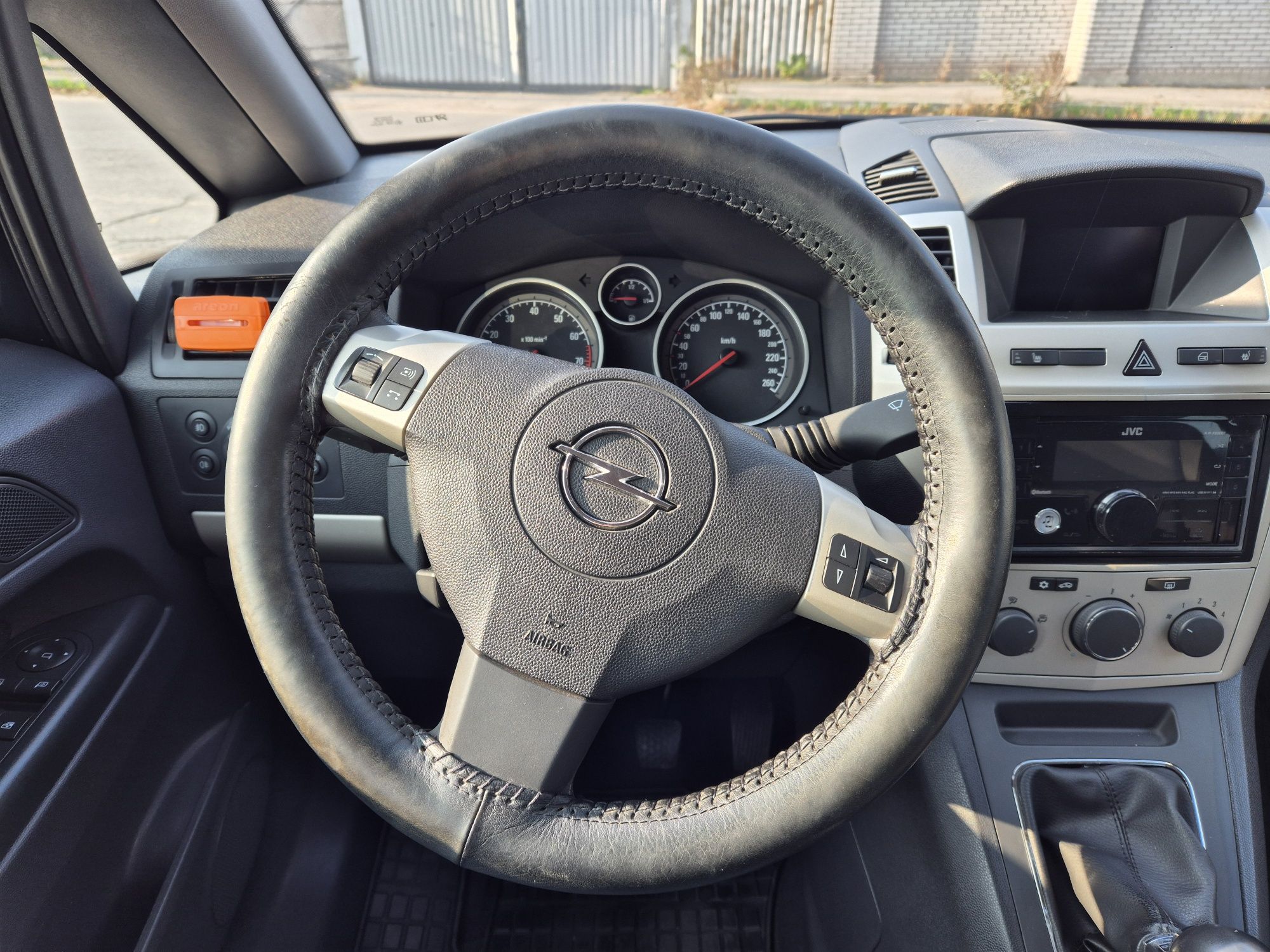 Продам Opel Zafira B 2008г. Бенз./Газ. Некрашеный.