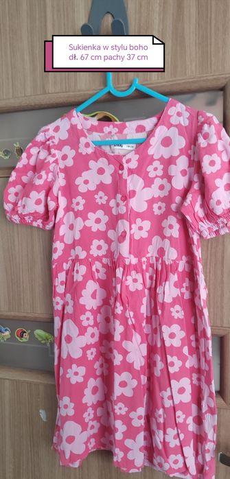 Sukienka w stylu boho w kwiatki