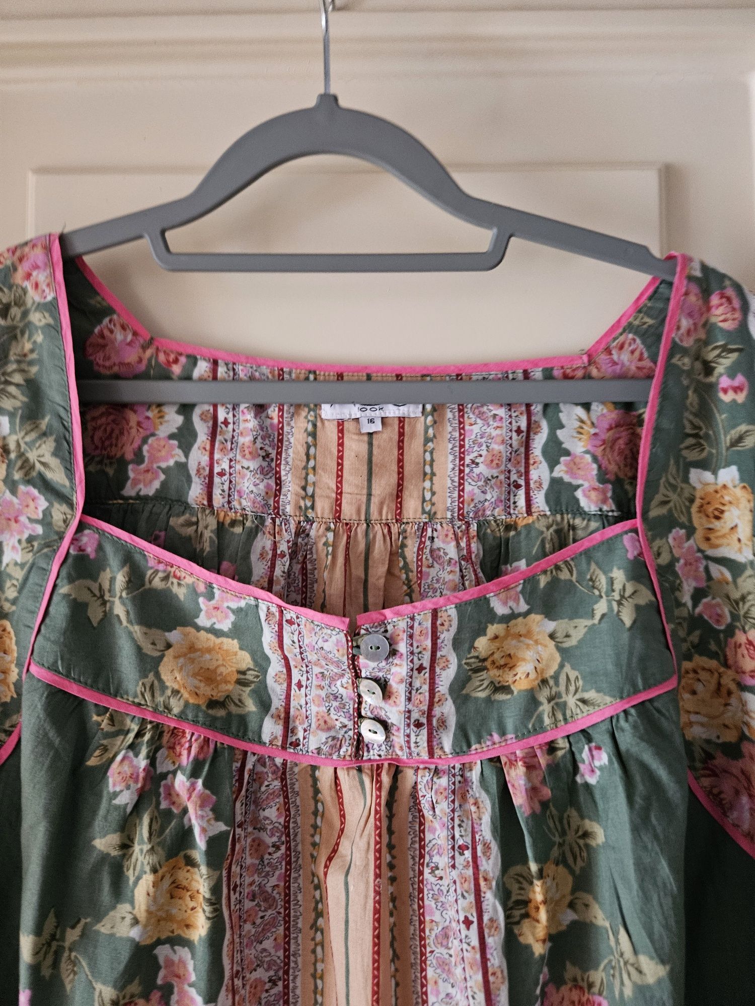Modna, zwiewna sukienka w stylu boho r  16/44/XXL