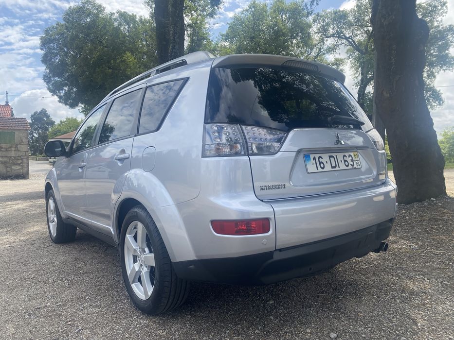 Mitsubishi Outlander 2.0. DI-D Intense 4WD 7-