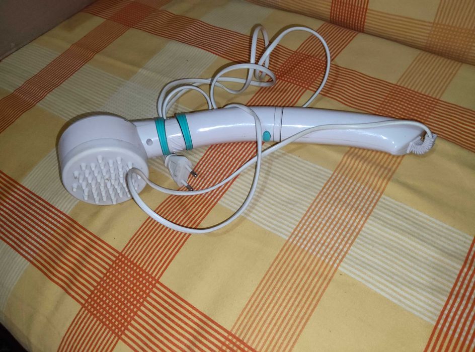 Массажёр с ультрафиолетом Vitek VT-1385