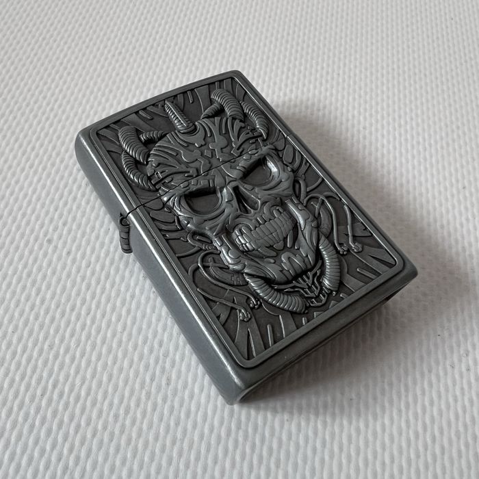Бензиновая зажигалка Kantai mc02 форма Zippo + бензин + коробка