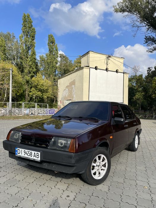 Продам 99 в хорошем состояние