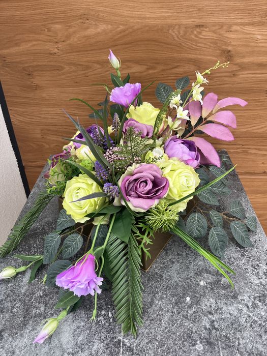 Wiązanka Róże Eustoma Premium