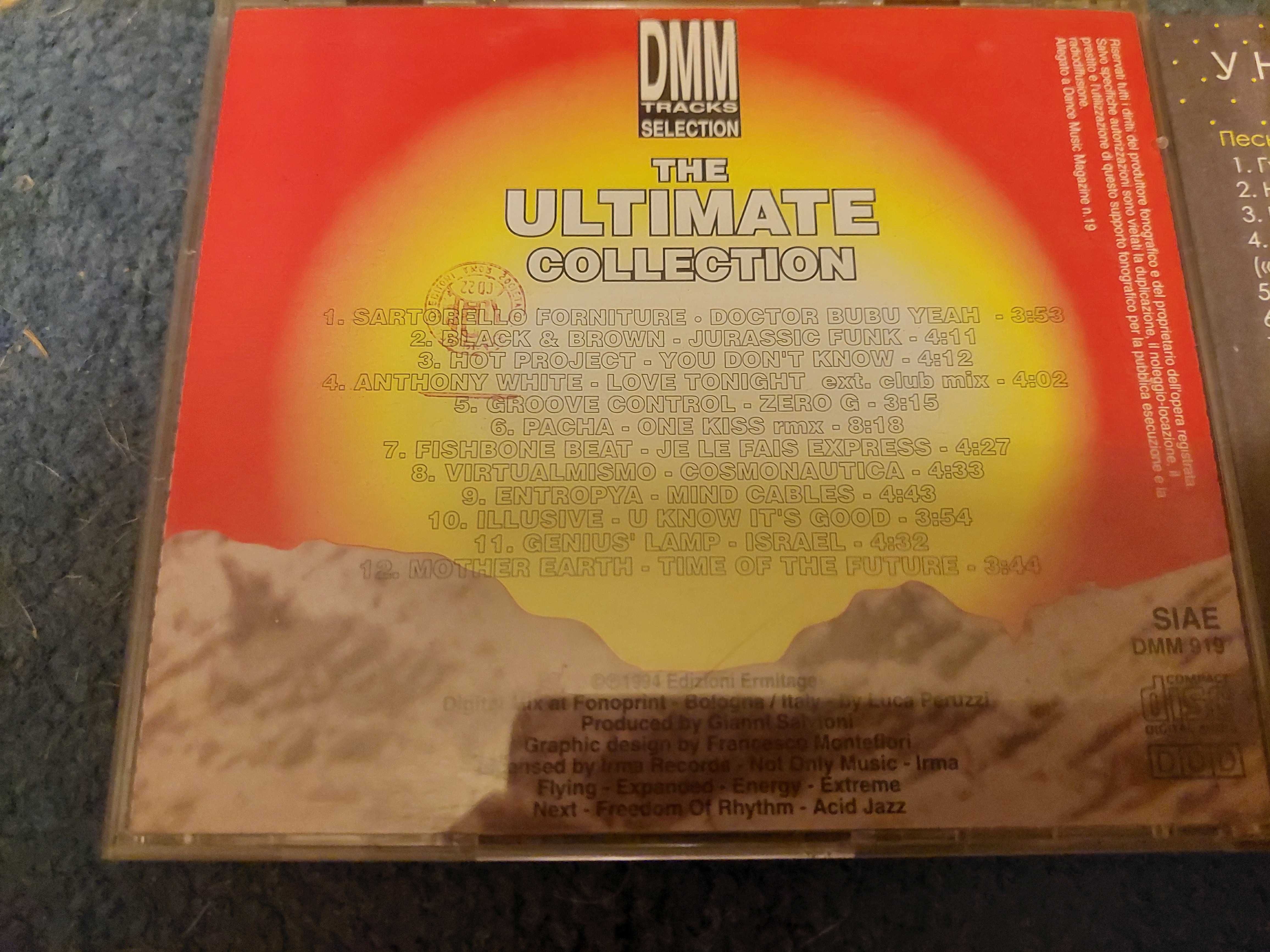 6 plyt CD w tym jedna podwójna