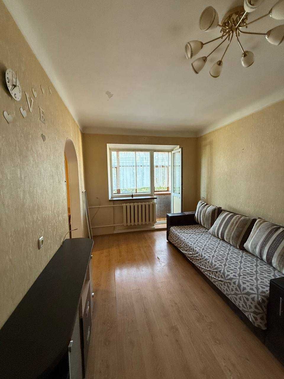 2к квартира, Поділ, 47м2, цегла, з ремонтом!
