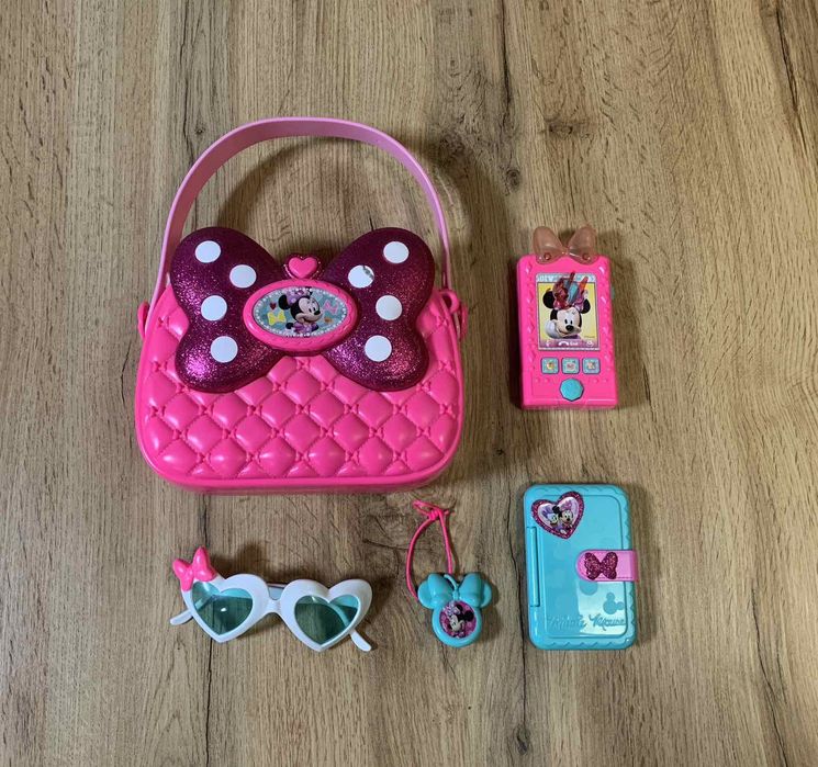 Сумочка с аксессуарами Minnie Mouse  от Disney