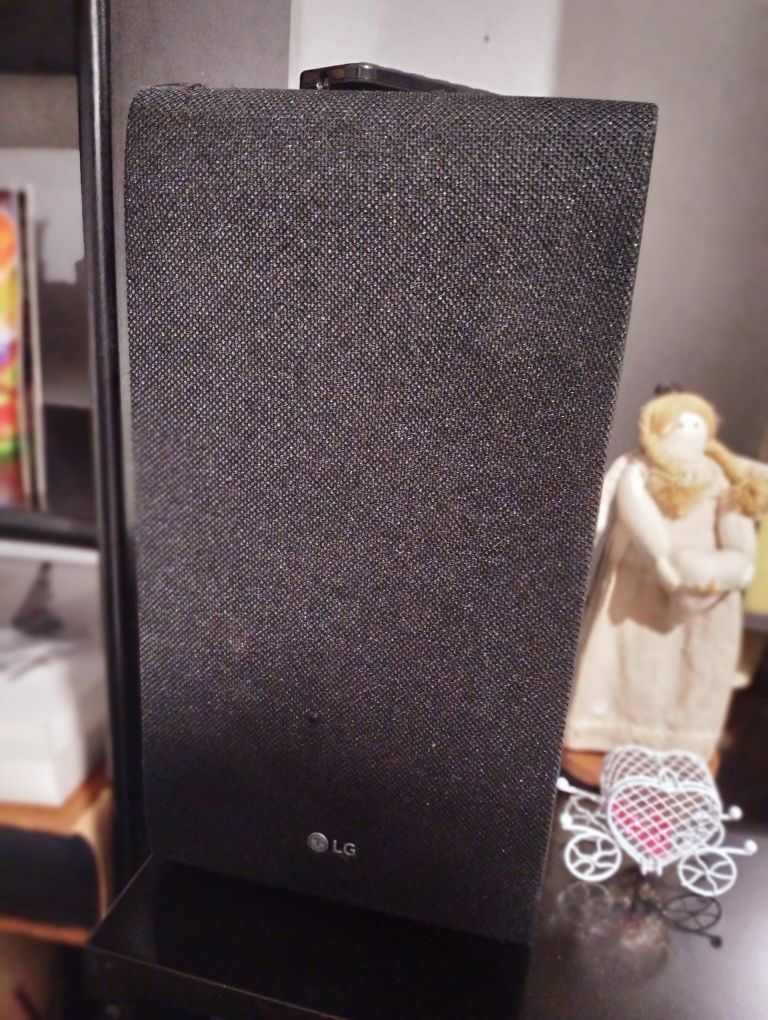 Vendo coluna LG SJ3 300W em excelente estado