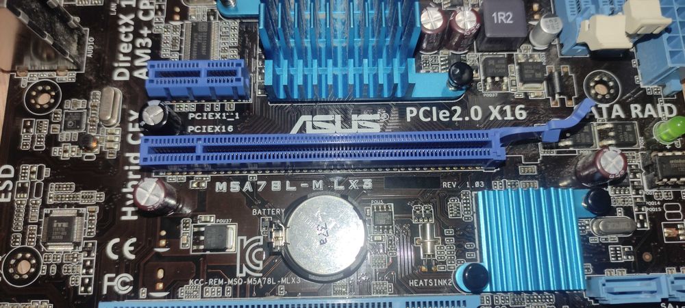 Материнська плата Asus M5A78L-M LX3 з процесором AMD Athlon II X2 260