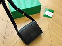 Torebka damska nowa Bottega Veneta 645-090