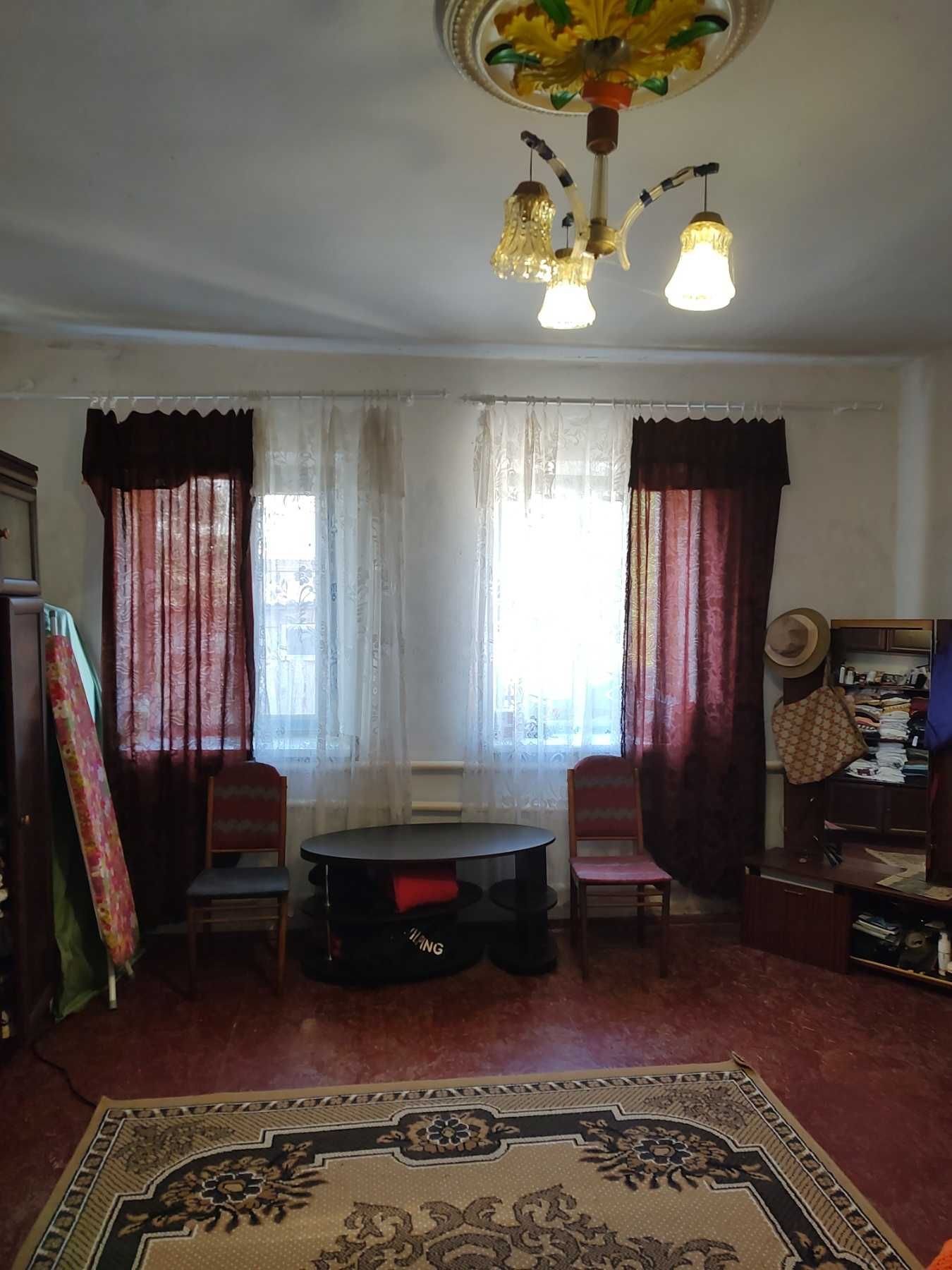 Продаж будинку- дачі в смт Турбів (8340)