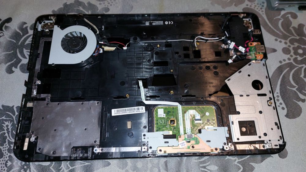 Carcaça completa Toshiba L855-14T