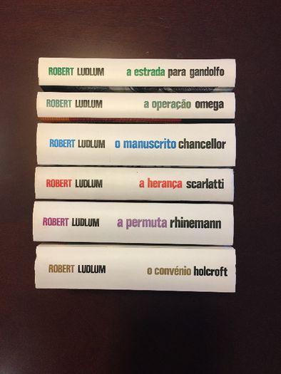 Conjunto de 6 livros, de Robert Ludlum