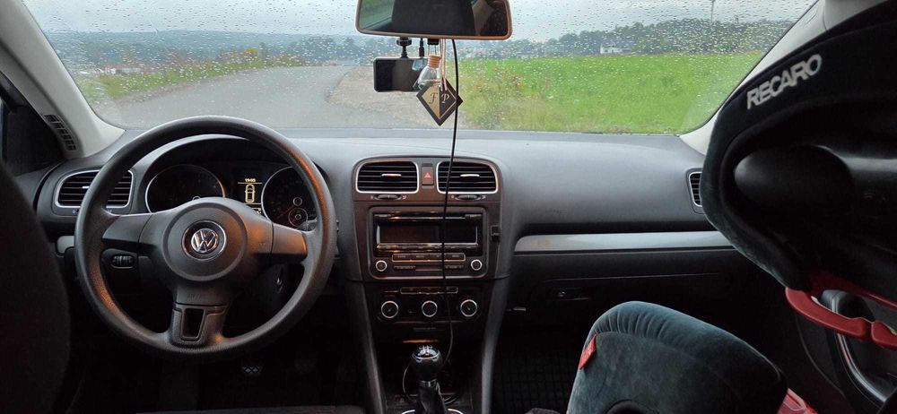 Vw golf 6 1.6 TDI 2011 książka serwisowa ładny zadbany