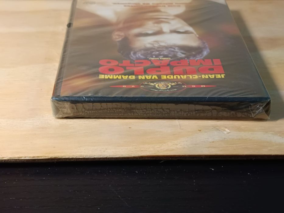 Double impact - van damme