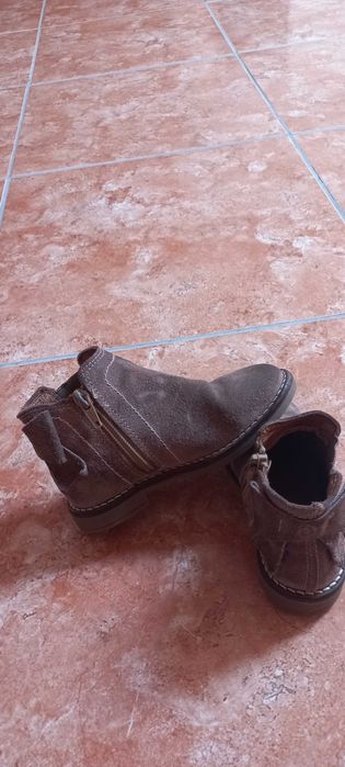 Botas menina 25 em pele