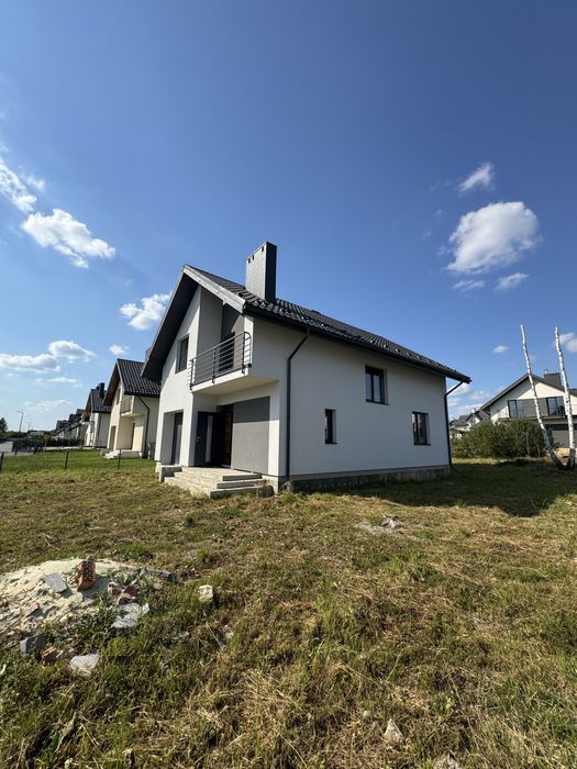 Продаж  котеджу у Бірках Proud Hills