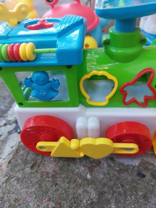 Детские музыкальные игрушки