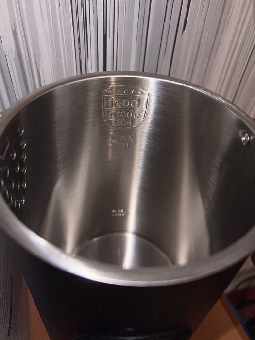 Новий чайник Emerio з цифровим дисплеєм