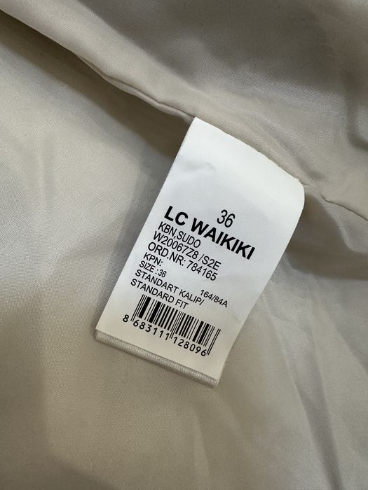 Плащ жіночий LC waikikki