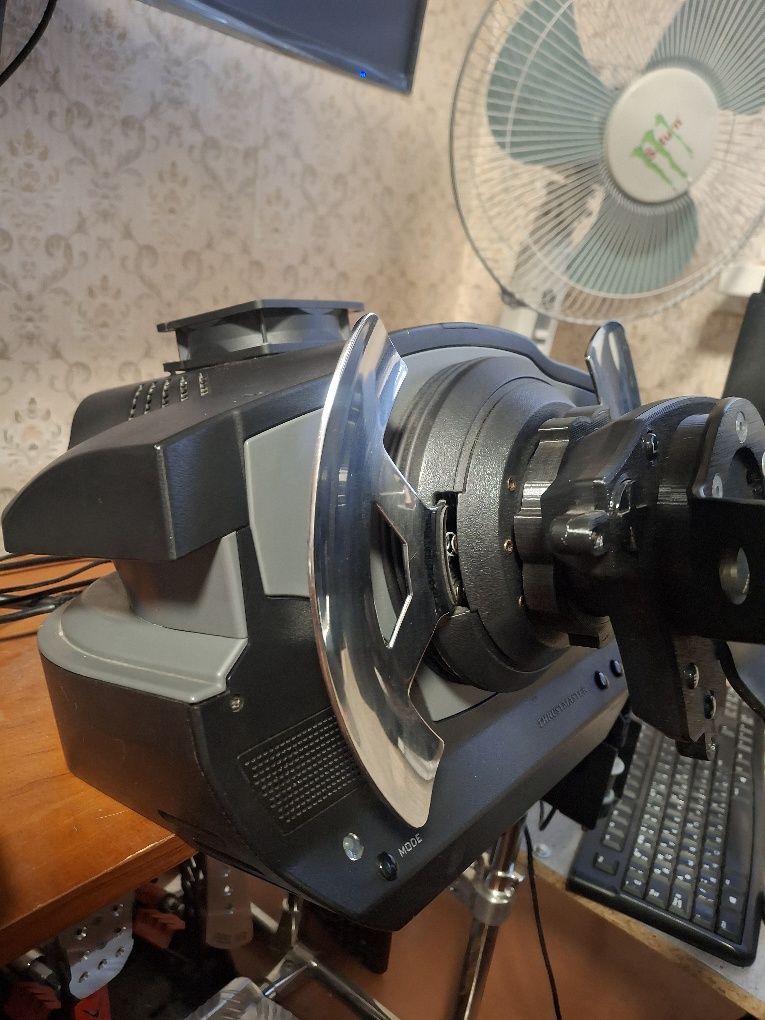 Кермо сімрейсінг Thrustmaster T500rs з модифікаціями та педалями