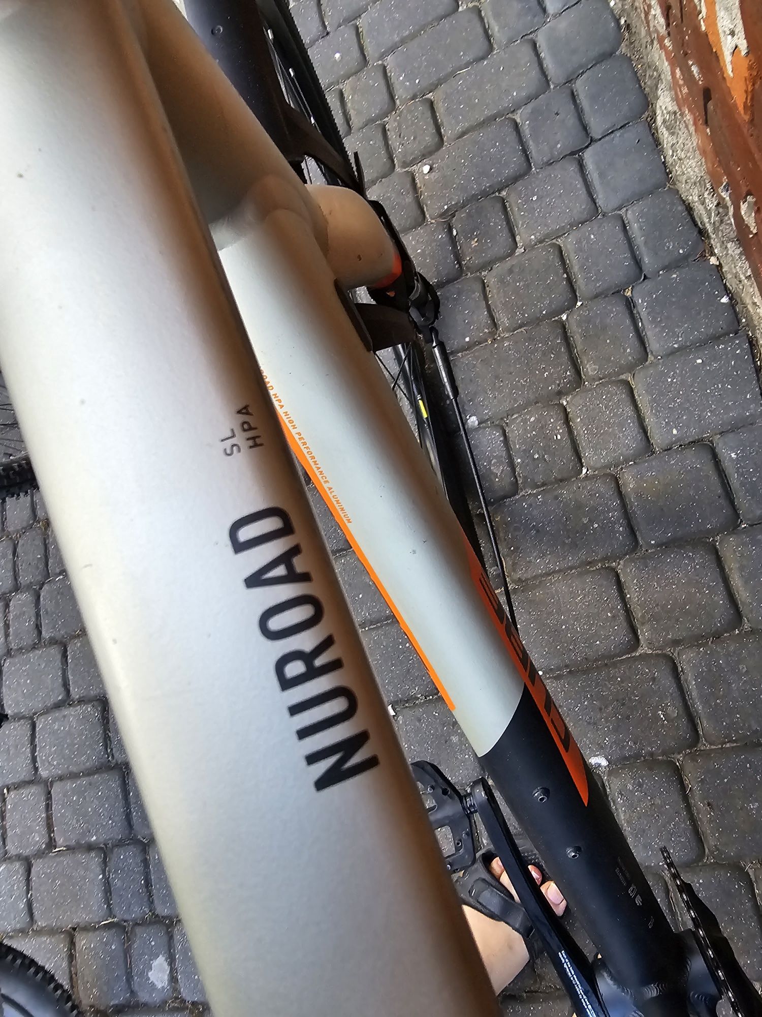 Rower Grawel  Cube Nuroad SL titanium/orange