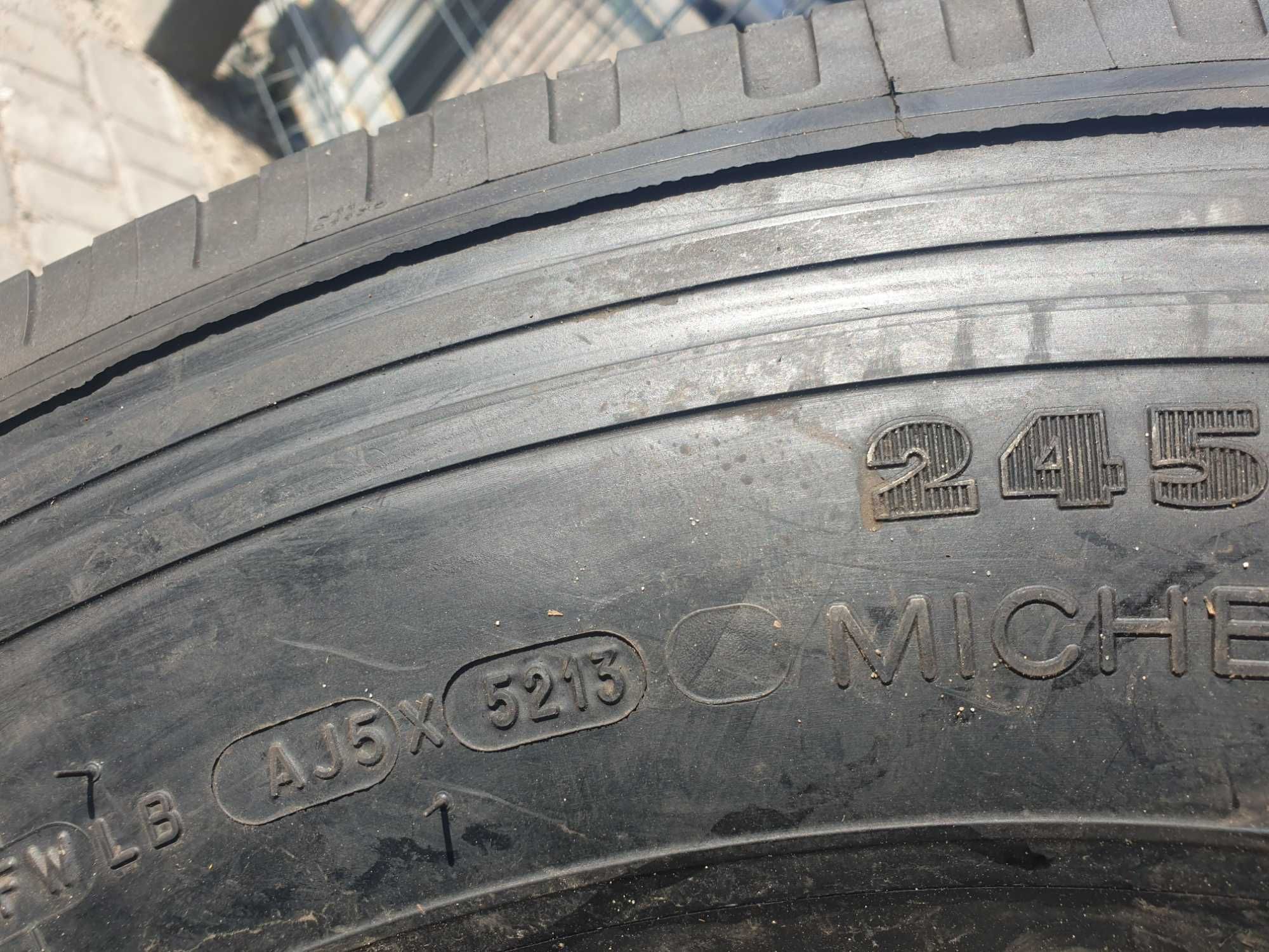 Вантажні Нові шини 245/70 R19,5 136/134M Michelin XZE2+