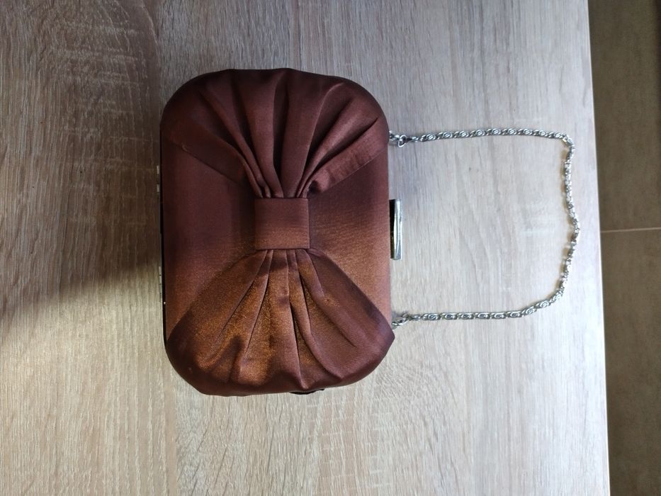 Продам жіночу сумочку