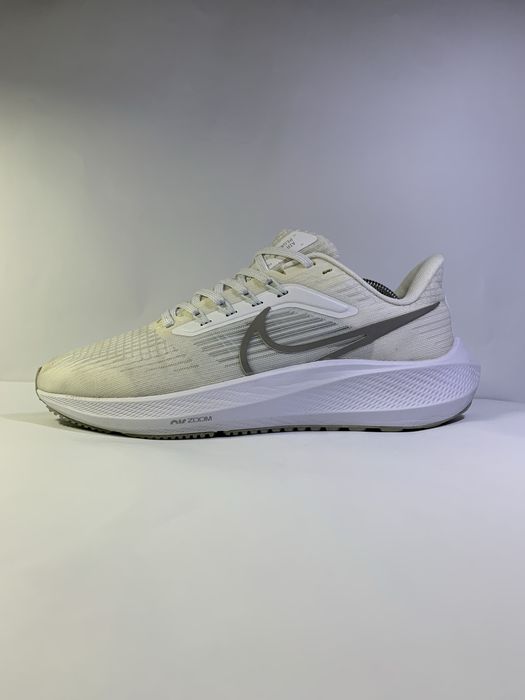Nike Air Zoom Pegasus 39. (38,5)