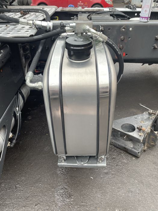 Гідравліка на тягач  Даф Ман Рено та інші види транспорту