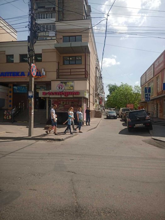 Продам комерційну нерухомість на Ближньому Замості