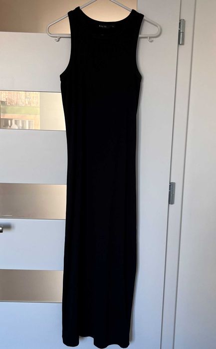 Sukienka czarna letnia Mohito