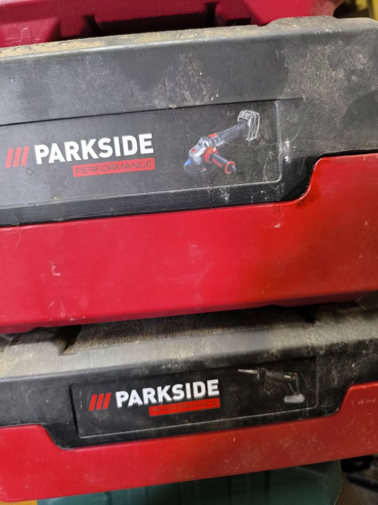 Parkside caixas vazias