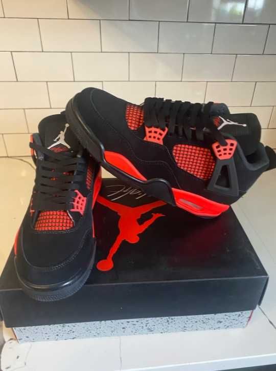 nowy Jordan 4 Retro Red Thunder Moda rozmiar.41