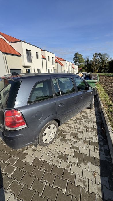 Sprzedam samochód osobowy