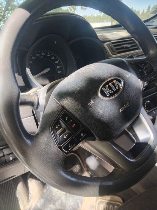 Kia rio comercial