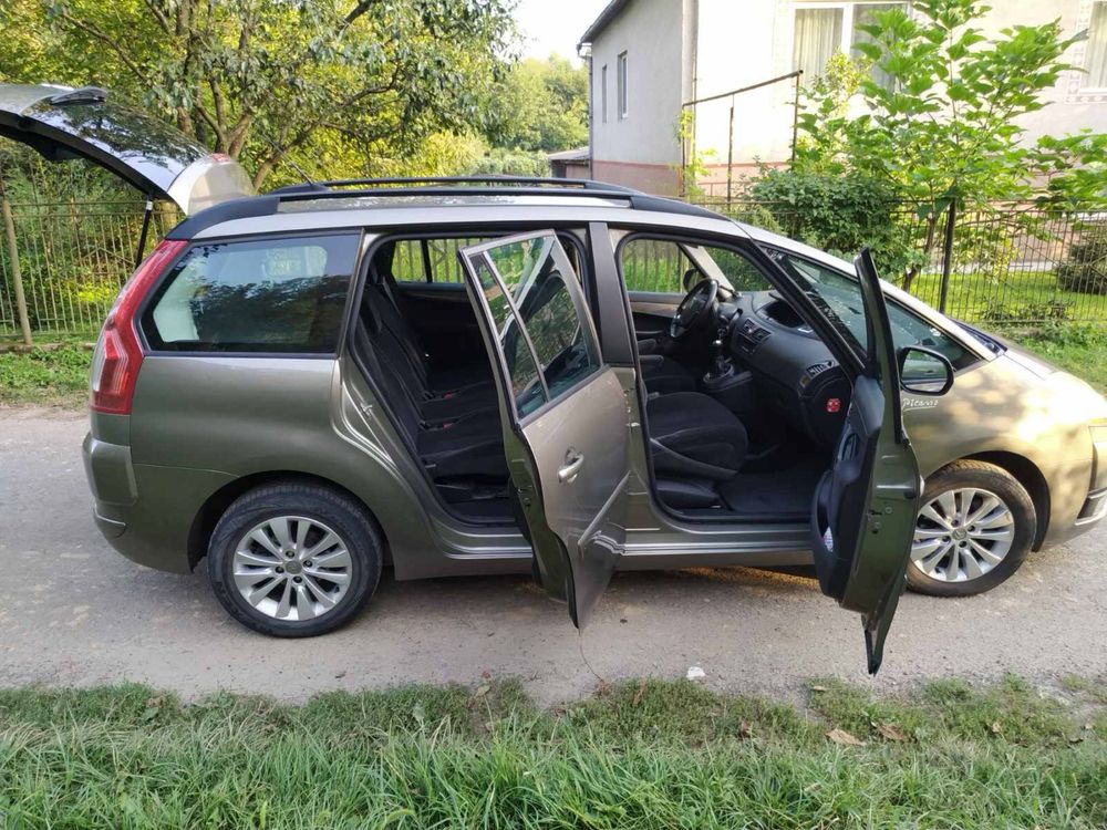 Продам Citroen Grand C4 Picasso 2008