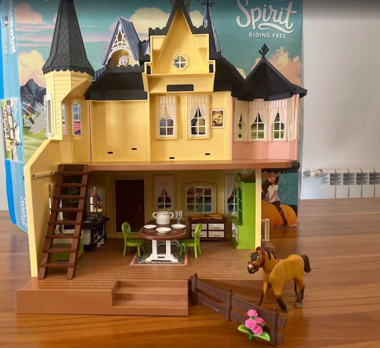 Playmobil Spirit – (Ref. 9475) – Incompleto, mas com peças essenciais!
