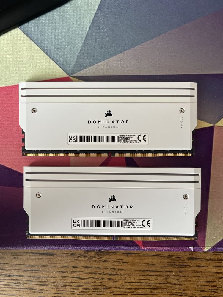 Corsair 48GB (2x24GB) DDR5 7000 MHz Dominator Titanium RGB XMP